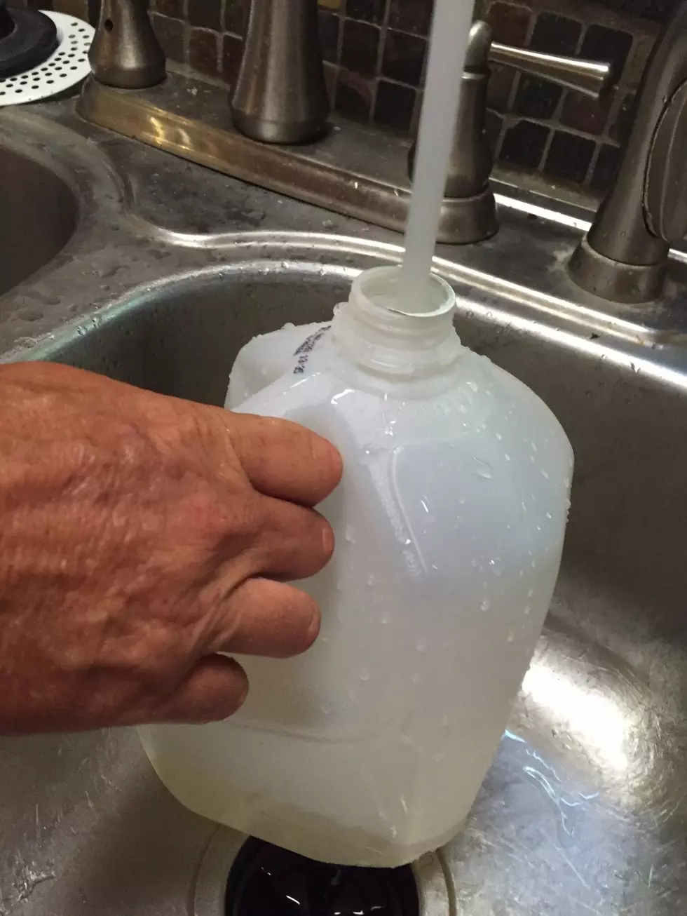 Recycle Gallon Jugs To Make Ice&#8211; Easy DIY To Save Money