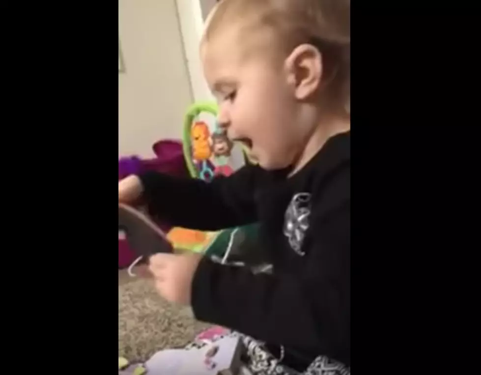 2-Year-Old Singing &#8216;Jolene&#8217; By Dolly Parton Is Everything You Need To See Right Now [Video]