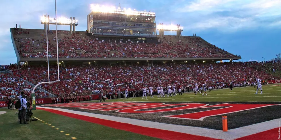 Win a Ragin Cajuns Homecoming Tailgate Party for 50!