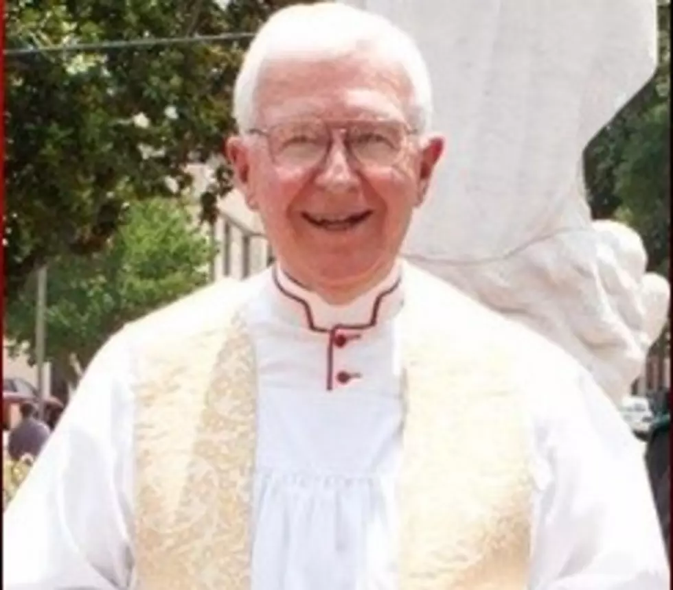 Monsignor Richard von Phul Mouton Dies at 86
