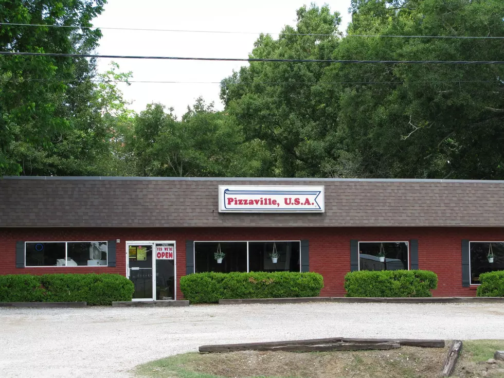 Pizzaville USA in Carencro Moving Locations After 38 Years