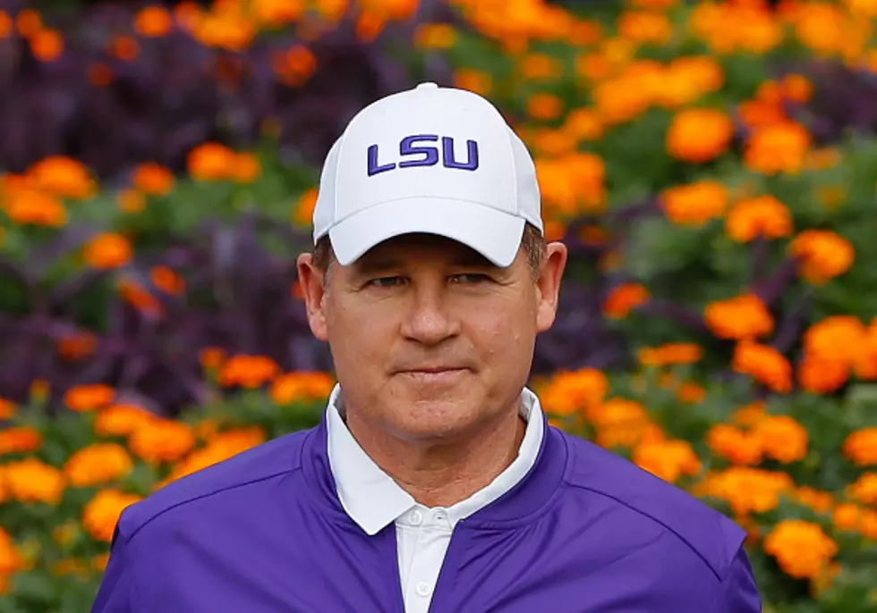 Les Miles Makes His Pick For The LSU/Alabama Game