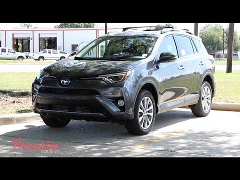 Virtual Test Drive – 2017 Toyota RAV4 Limited [Sponsored]