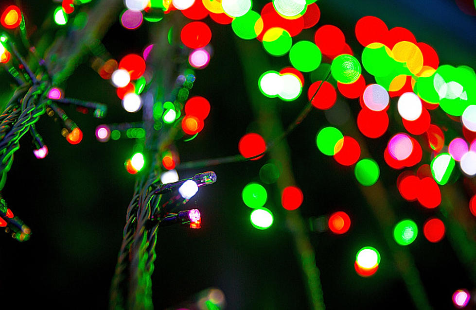 Lafayette Offers Christmas Lights Recycling Program