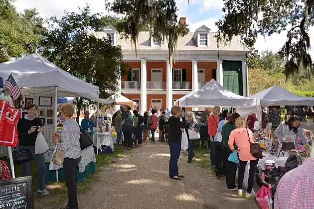 Shadows on the Teche Reschedules Arts &#038; Crafts Show Due to Hurricane