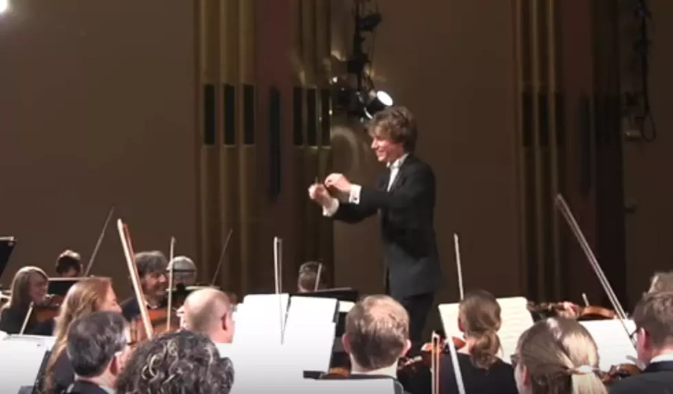 Symphony Startles Sleeping Audience Member [Video]