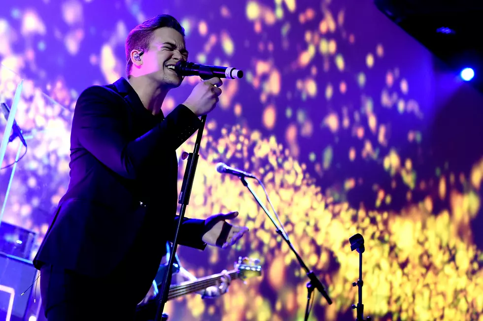 Hunter Hayes Surprises Sweet Special Needs Student at Prom [VIDEO]