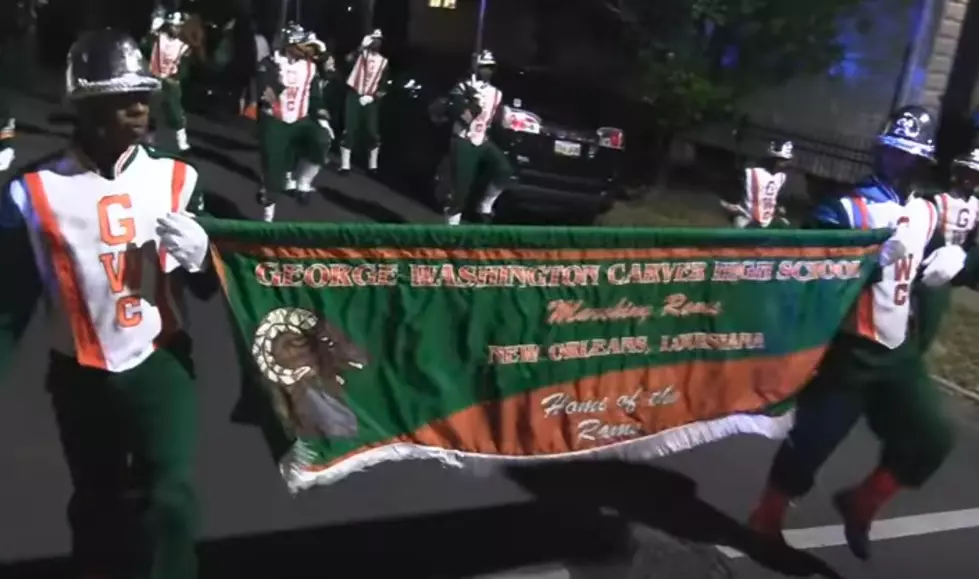 Marching Band Brawls With Spectators During Mardi Gras Parade [Video]