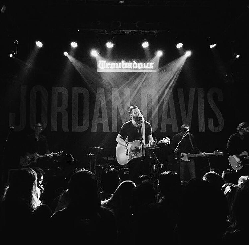Win Free Download of Debut Jordan Davis Album [VIP]