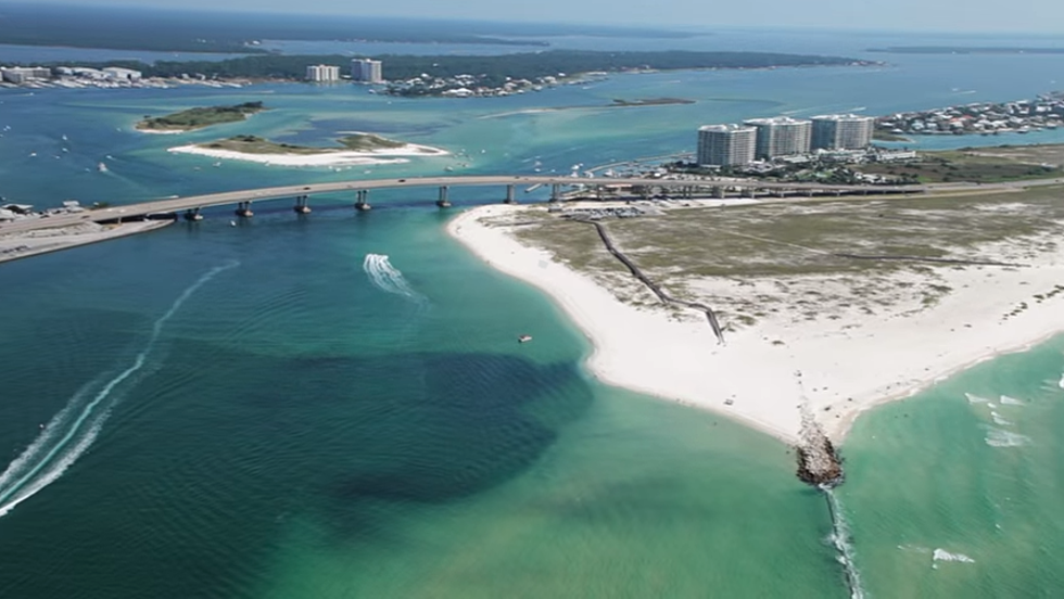 Beachcombers Find Over A Million Dollars In Drugs On Orange Beach