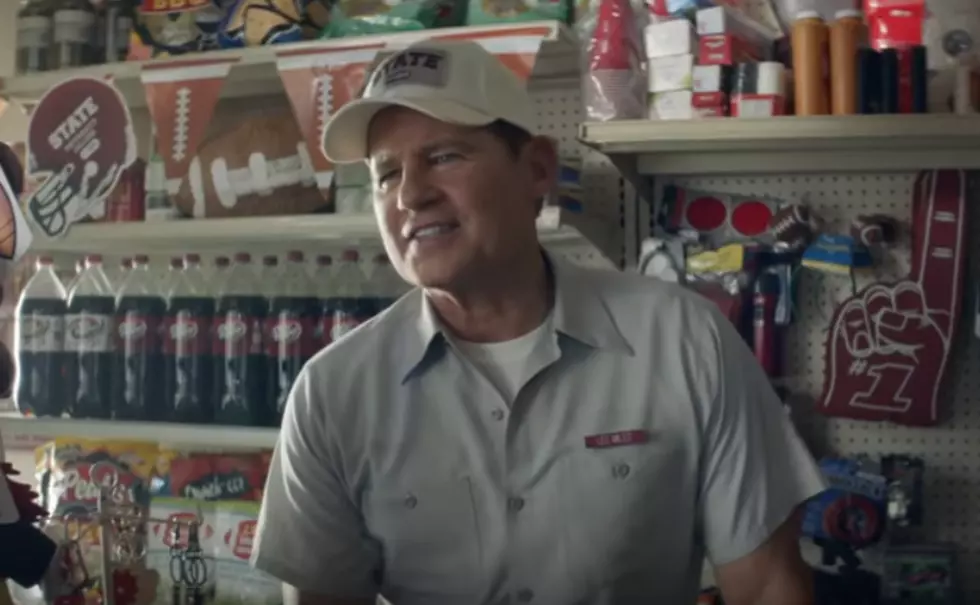 Former LSU Coach Les Miles Featured in New Dr Pepper Commercial