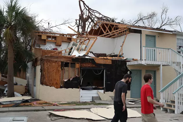 Trump gets bird&#8217;s-eye view of devastated Florida communities