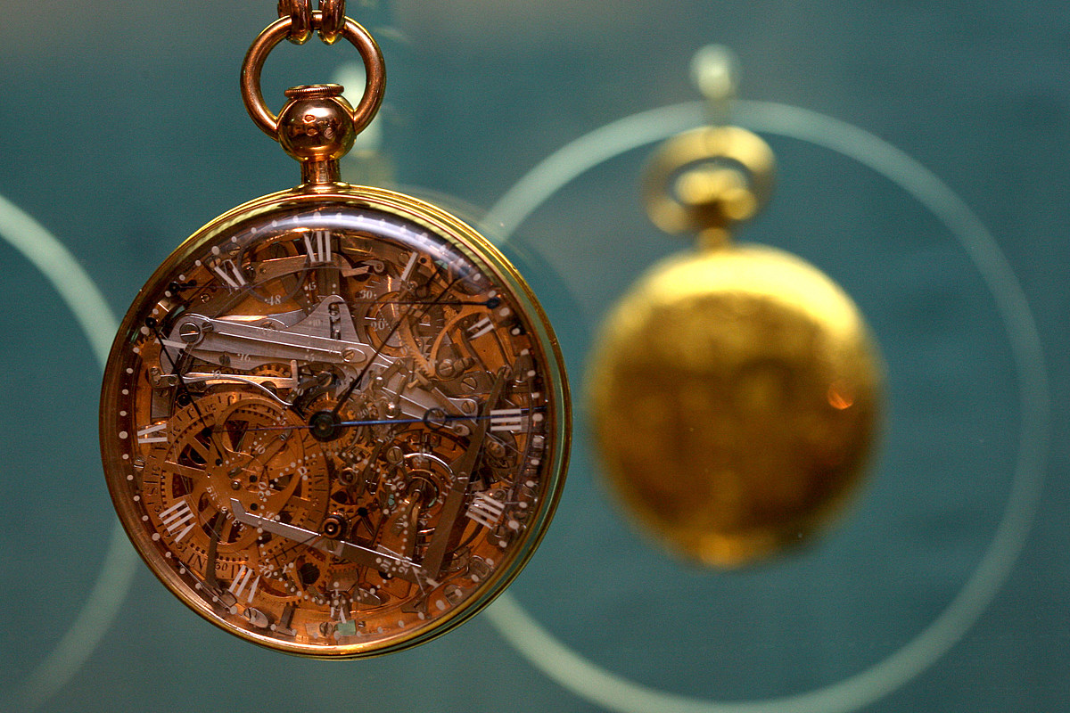 Часы в древности. Исторические часы. Первые карманные часы. Механические часы в древности.