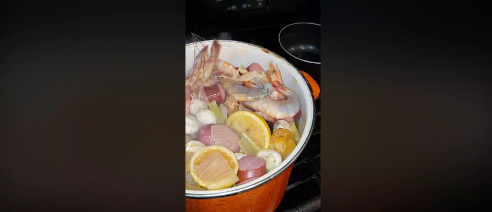 Louisiana Man Cooks Gumbo With Lemons and Oranges, Says ‘This is Real New Orleans Gumbo’