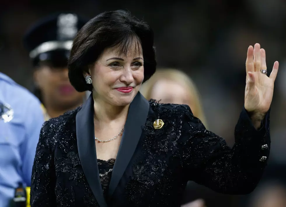 Saints Owner Gayle Benson Pays Off $100,000 Of Layaway Orders At Walmart