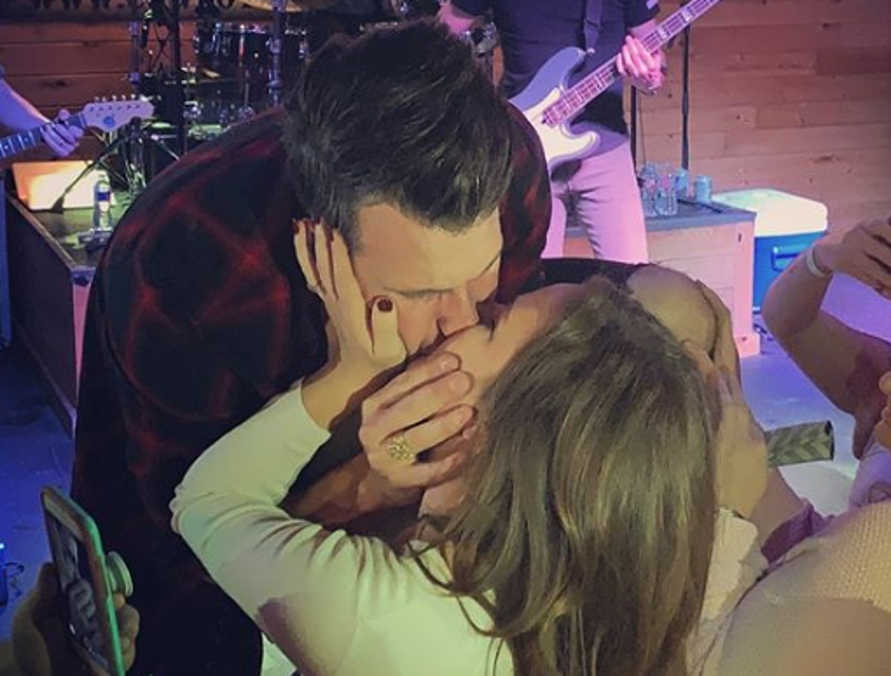 Russell Dickerson Makes Out With Woman at His Lafayette Concert…But There’s a Catch