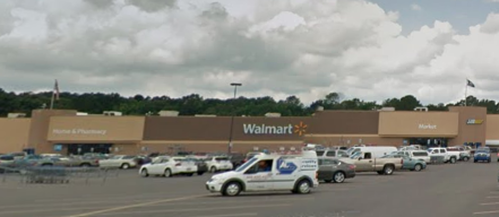 Tense Situation At Louisiana Walmart Ends Peacefully