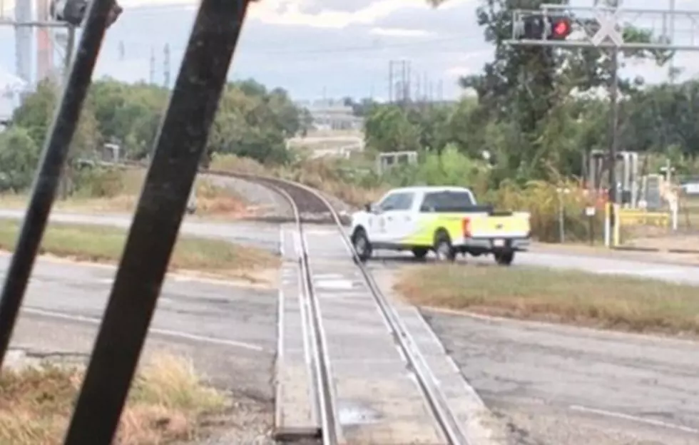 Vehicle Hit By Train in Jeff Davis Parish