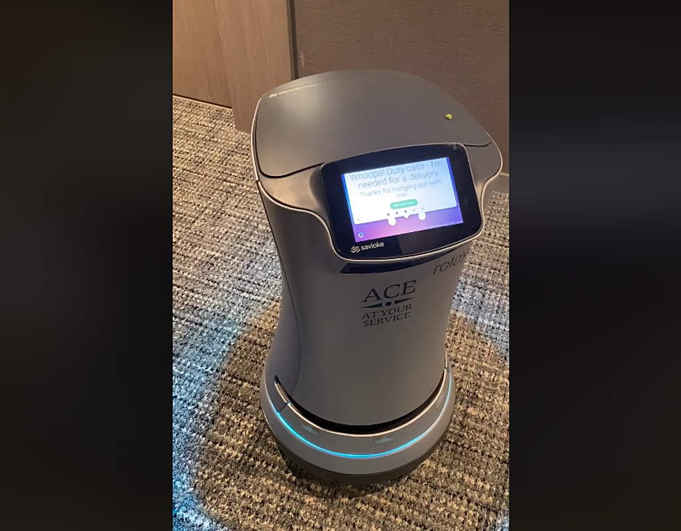 Robot Room Service 