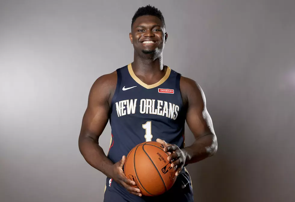 Zion Williamson - New Orleans Pelicans - Game-Worn 1st Half Statement  Edition Rookie Debut Jersey - 1st Overall 2019 NBA Draft Pick - Scored 22  Points - 2019-20 Season