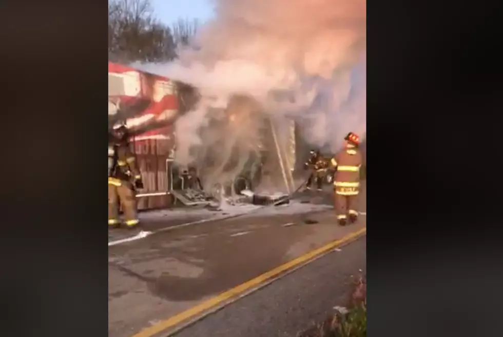 Neal McCoy&#8217;s Bus Goes Up in Flames on Way to Concert in Alexandria