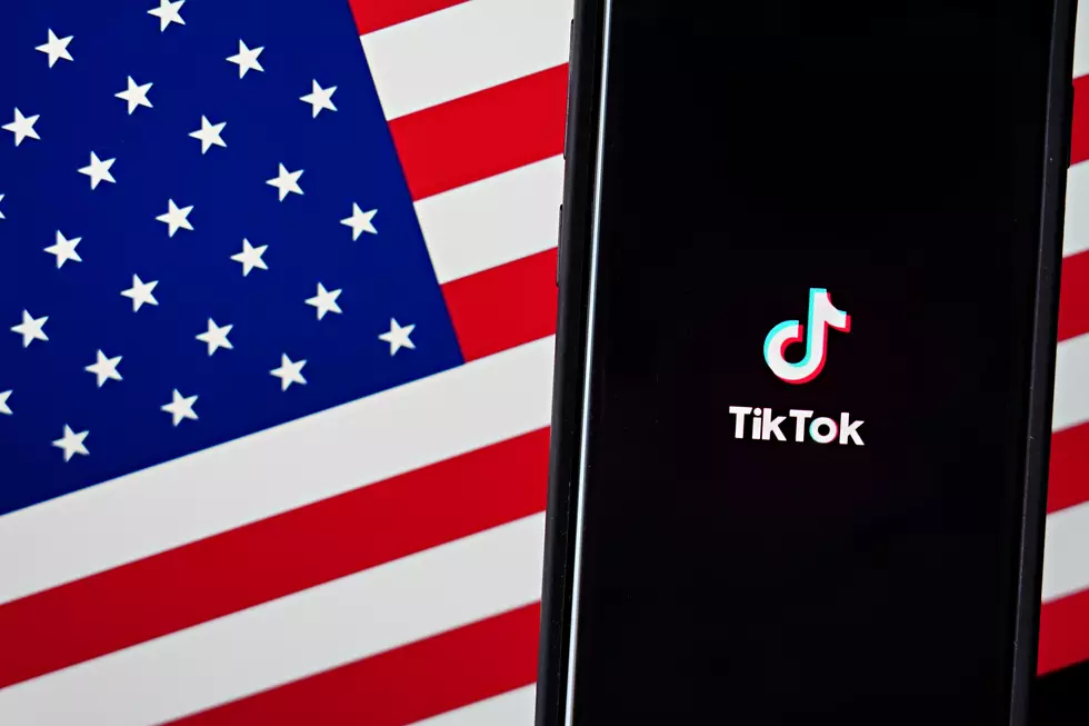 President Trump Signs Executive Order to Ban TikTok and WeChat in 45 Days