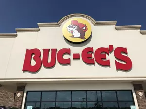Buc-ee’s Turns Billboard Typo Into Hilarious New ‘Hodwy’ T-Shirts