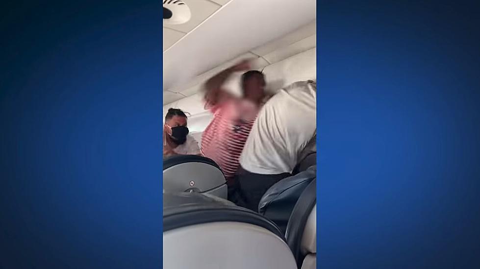 Fight Breaks Out on New Orleans Flight Over &#8216;Seat That Couldn&#8217;t Unrecline&#8217; [Watch]