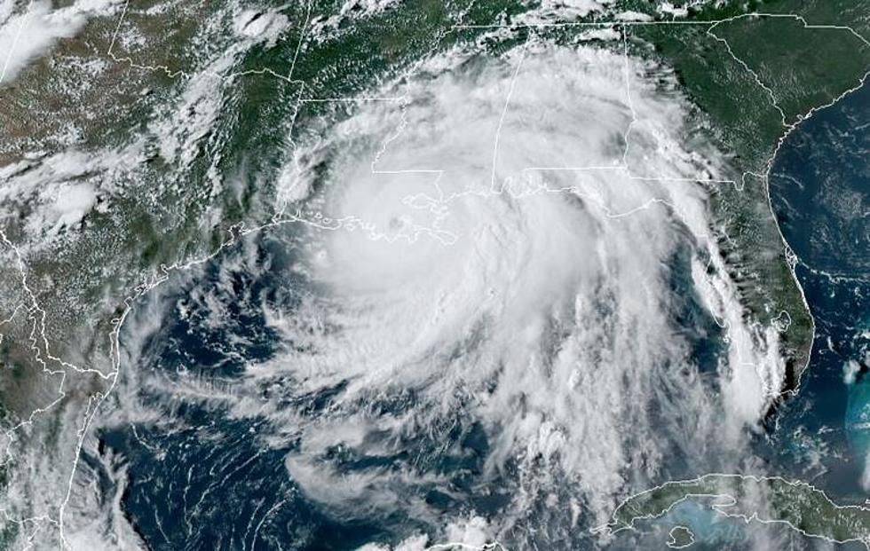 Chief Meteorologist Wade Hampton Debunks Viral Hurricane Forecast