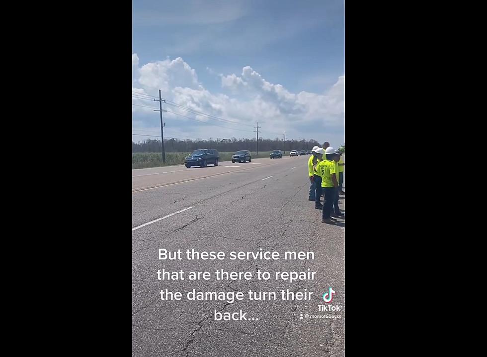 Power Crew Protests President Biden’s Hurricane Ida Convoy in Louisiana [Video]