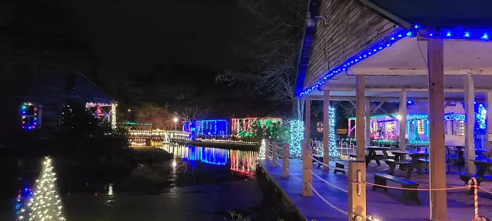 Noel Acadien au Village, Facebook