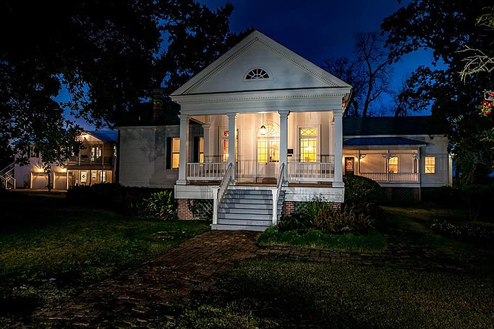 You and 10 Friends Can Stay at This Amazing Monroe Plantation Owned by Duck Dynasty&#8217;s Jase &#038; Missy Robertson