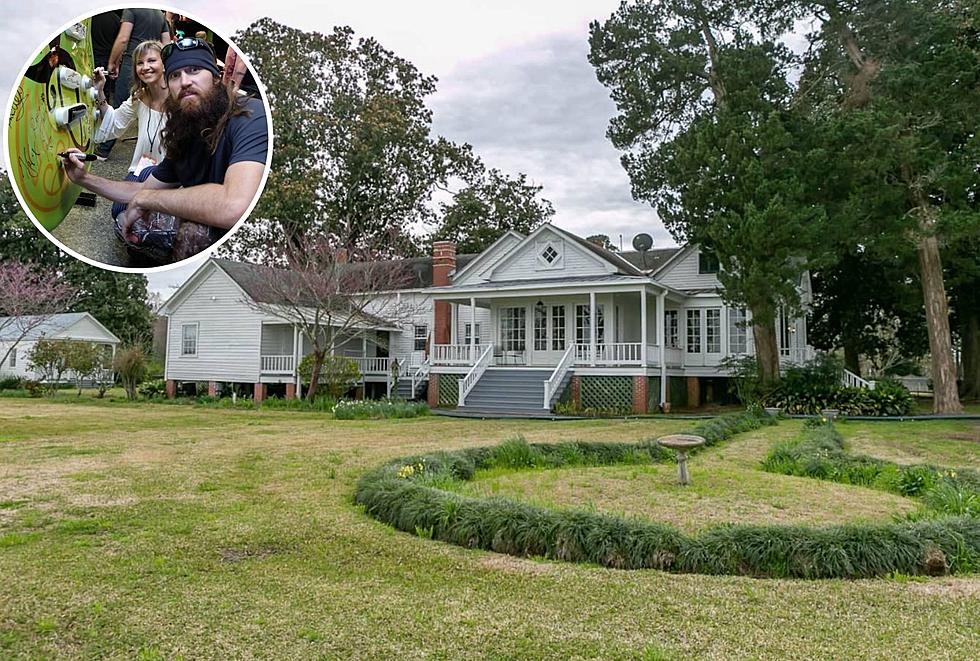 You and 10 Friends Can Stay at This Amazing Monroe Plantation Owned by Duck Dynasty’s Jase & Missy Robertson
