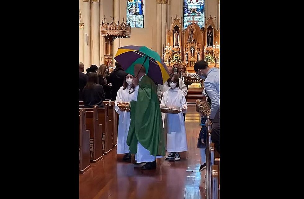 Priest Surprises Parishioners With Mardi Gras Parade in Church