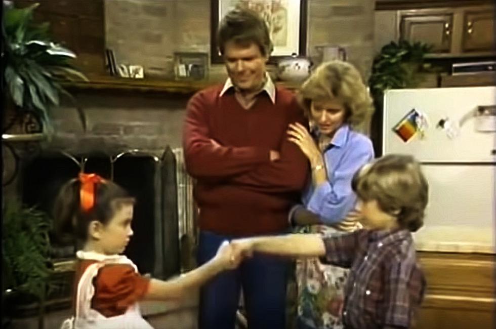 Forgotten 80s Sitcoms That&#8217;ll Make You Scream &#8216;OMG I Loved That Show!&#8217; [Videos]