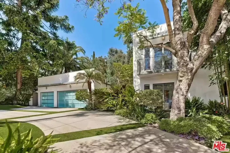 [Photos] Bob Saget's California Home for Sale for $7.765 Million
