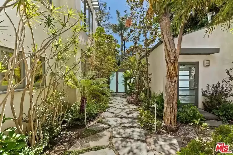 Realtor.com/Jeff Ong/PostRain Productions