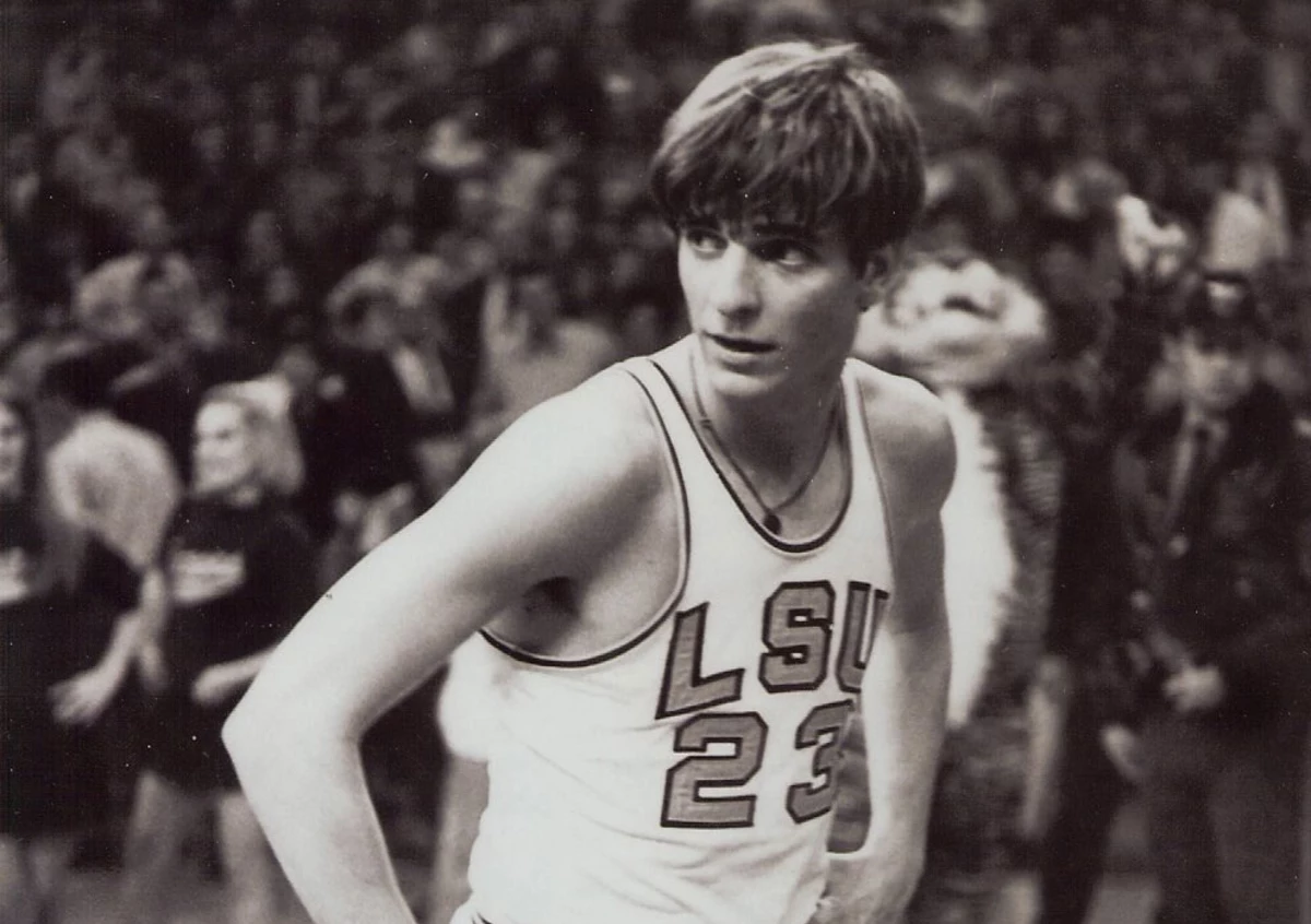 NBA 75: At No. 73, 'Pistol' Pete Maravich was a prodigy, offensive showman,  fearless visionary - The Athletic