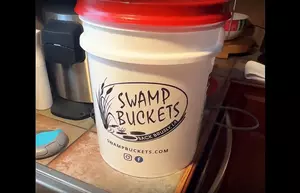 Louisiana Swamp Buckets Let You Boil Seafood Anywhere Without...