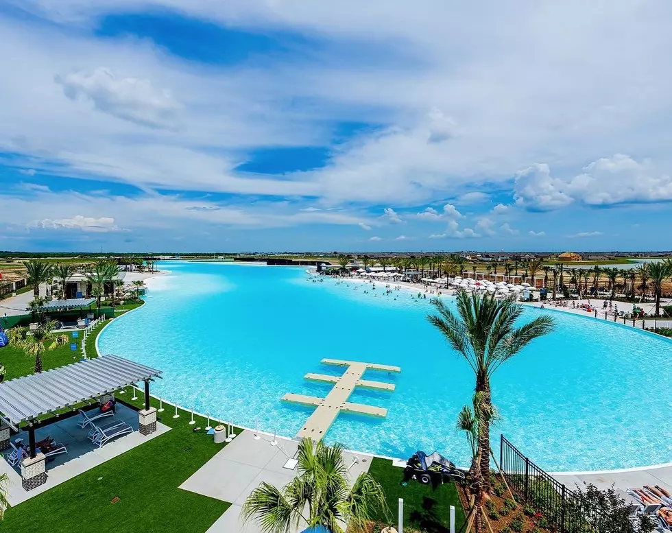 This Amazing Texas Lagoon Features Over 24 Million Gallons of Crystal Blue Water