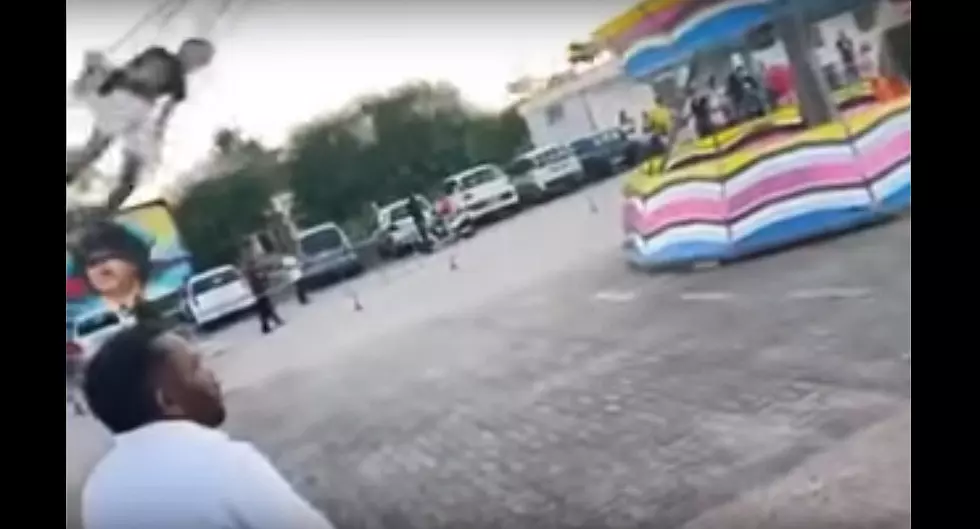 20 Injured, Including Children as Carnival Ride Collapses [Video]