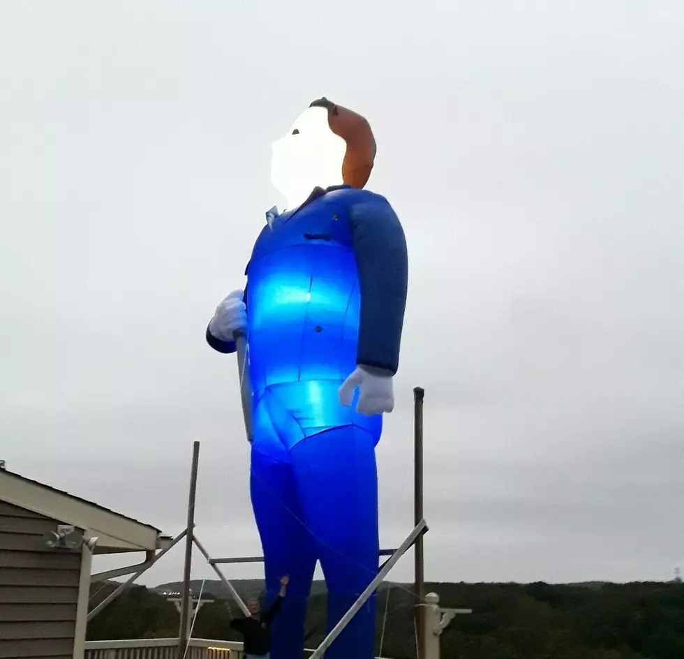 35ft Michael Myers Inflatable is the Biggest Halloween Flex Ever