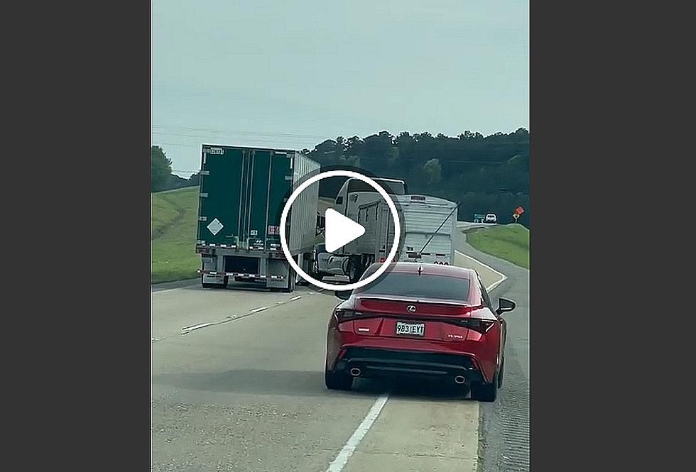 Watch Two 18-Wheeler Trucks Fight While Traveling on I-49 in Louisiana