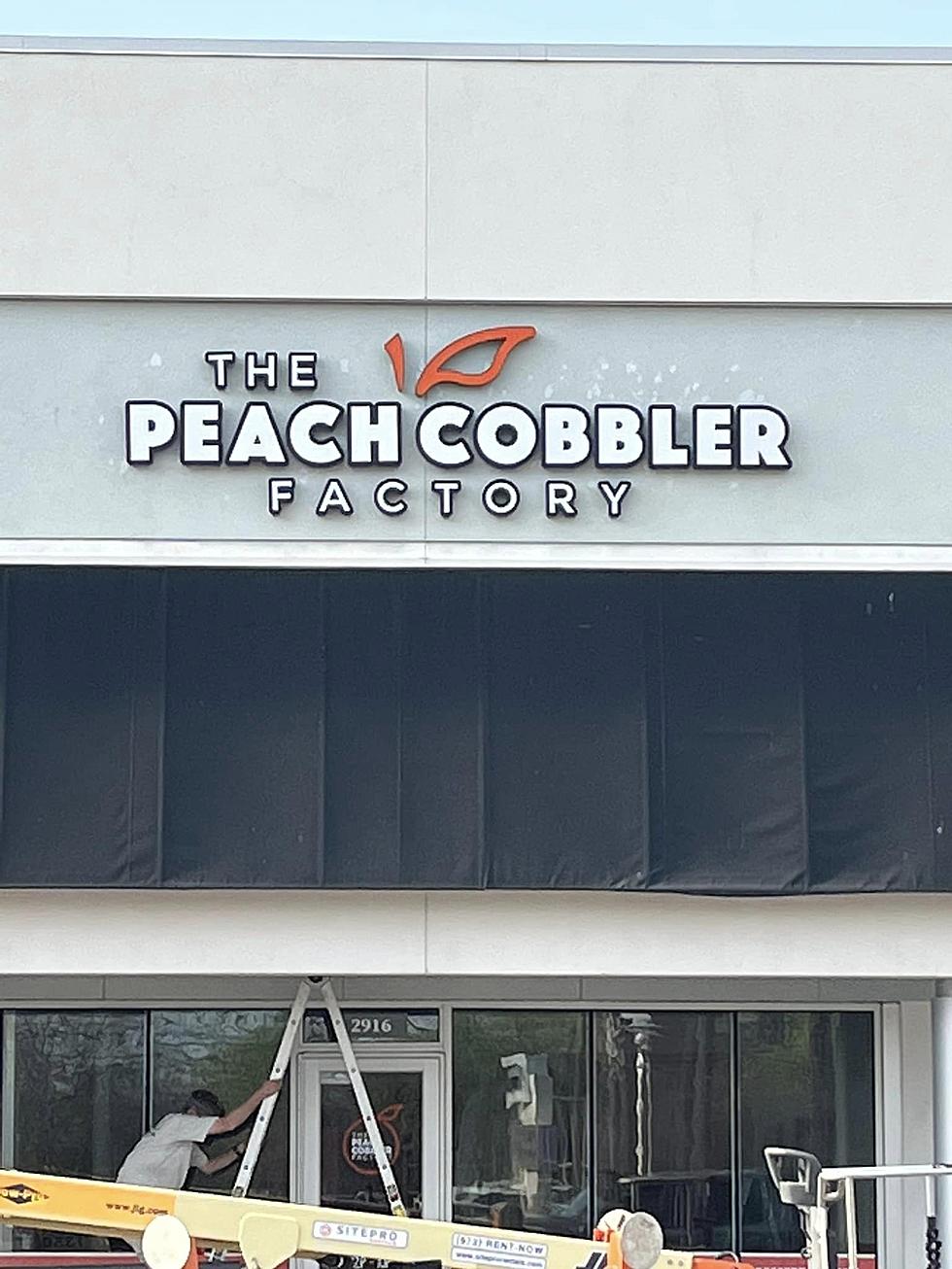 The Peach Cobbler Factory Opening Soon in Lafayette