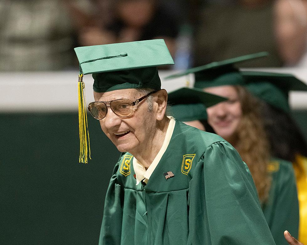 85-Year-Old Man Graduates from Southeastern Louisiana University, Oldest in School History