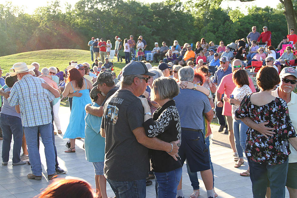 The Mercredi Show on as Scheduled Tonight Following Sunday’s Clubhouse Fire at Pelican Park