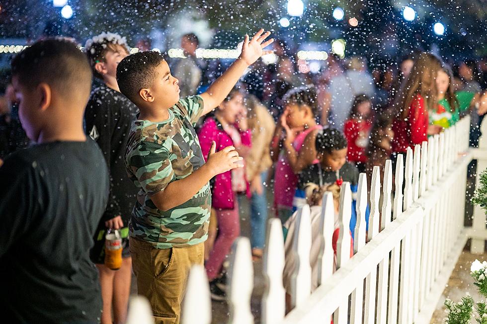 Lafayette, Louisiana Kicking Off Holiday Season With Tree Lighting, Parade and More