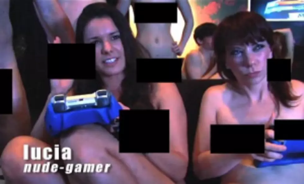 Video-Gaming In The Nude Becomes Popular From Hoax Video [VIDEO]