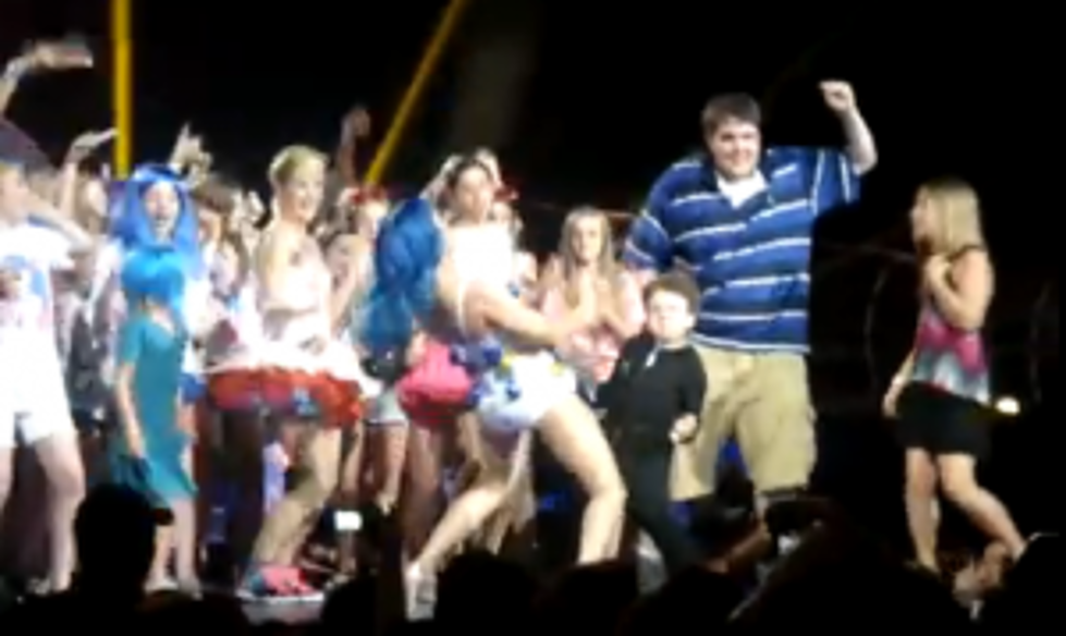 Youtube Sensation Keenan Cahill Joins Katy Perry On-Stage [VIDEO]