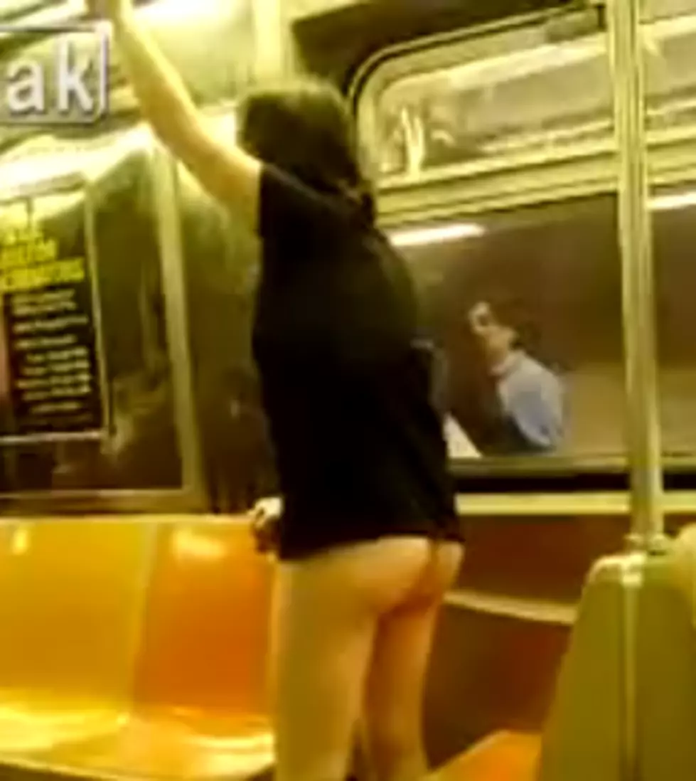 A Partially Naked Woman Rides The Subway In New York [VIDEO]